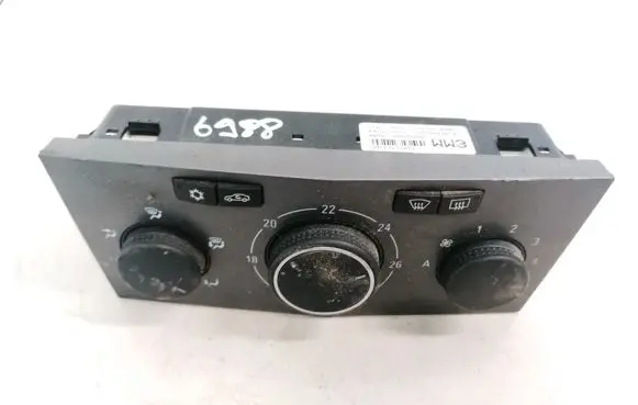 Opel Astra H Climate control unit 13231051 90151-2680000