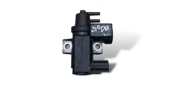 Toyota Avensis T250 Turbo solenoid valve 06T047 70051308