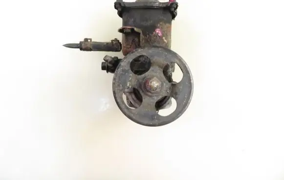 Subaru Forester SF Power steering pump 