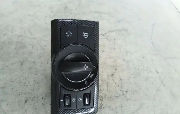 Opel Antara Light switch 25873730130201