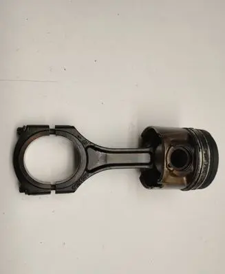 Mercedes-Benz C W204 Connecting rod/conrod A6510300020