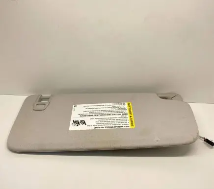 Chevrolet Traverse II Sun visor 84849715 84397337