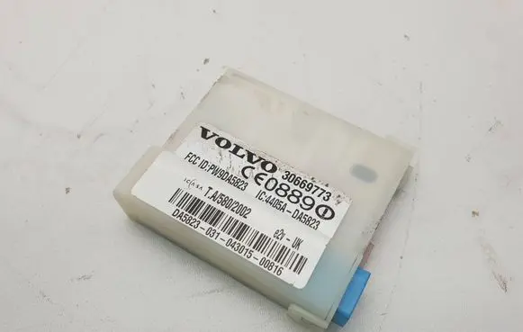 Volvo XC90 Alarm control unit/module 30669773 PW9DA5823 4405ADA5823
