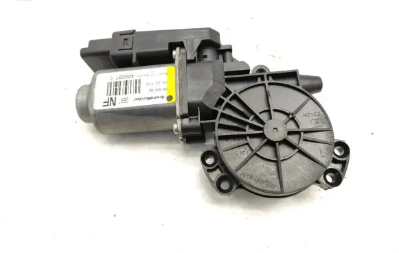 Hyundai Sonata Front door window regulator motor 400897C 401360A 440762C