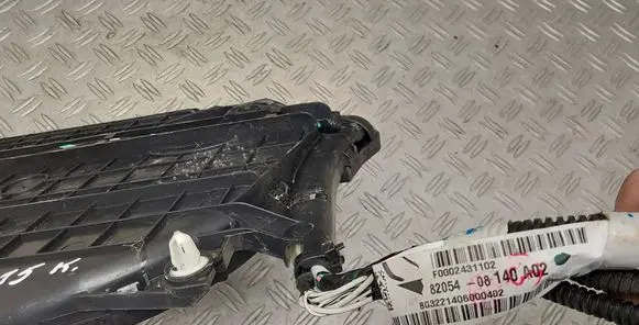 Toyota Sienna XL30 III Rear door wiring loom 8205408140