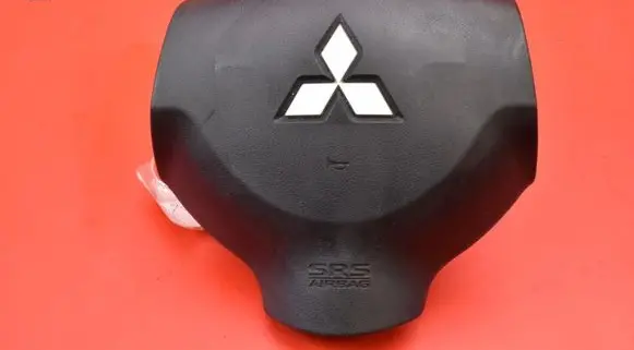 Mitsubishi Colt Steering wheel airbag 7030A217XB