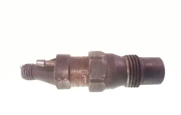 Volkswagen PASSAT B3 Fuel injector 068130202E