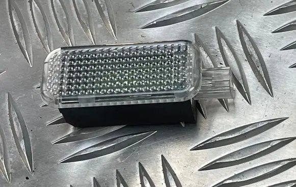 Audi SQ7 Other interior light 4E0947415