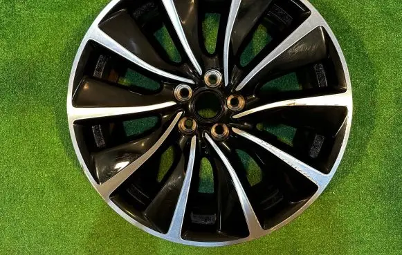 R19 alloy rim