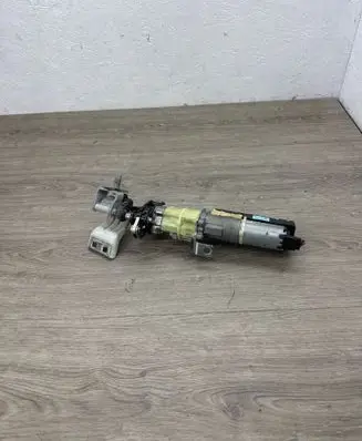 Volkswagen PASSAT B7 Tailgate hydraulic pump motor 3C9827383K 3C9827301F
