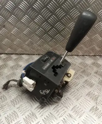 SsangYong Rexton Gear shifter/selector 8838008900