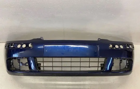 Volkswagen Golf V Front bumper 1K0807221F 1K0807217 55D300401