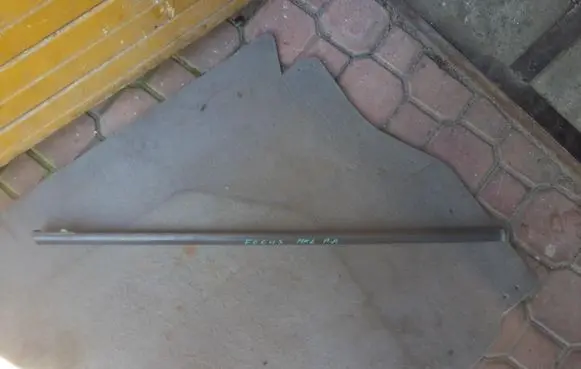 Ford Focus Front door windshield rail 
