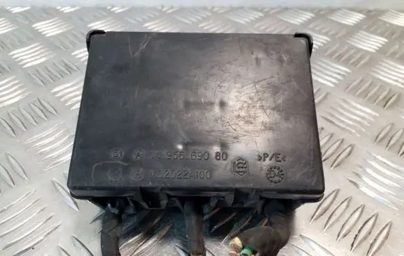 Fiat Ulysse Relay mounting block 1495669080
