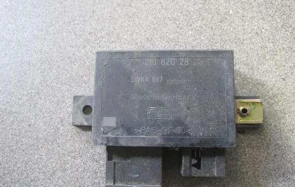 Mercedes-Benz C W202 Immobilizer control unit/module 2108202826