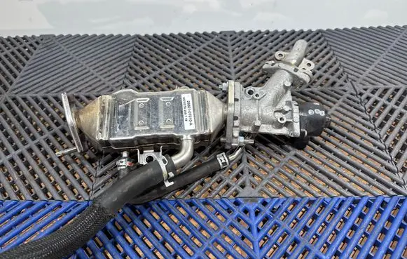 Toyota C-HR I EGR valve cooler 256010T010A