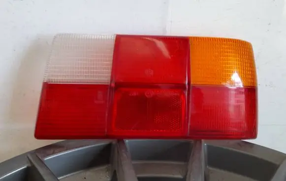 BMW 5 E12 Tail light lenses 21330R3