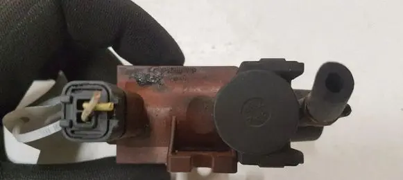 Peugeot 407 Turbo solenoid valve 70096701 9654282880