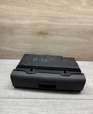 Volkswagen Touran I Glove box 1T0881580C
