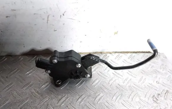 Lexus RX 450H Accelerator throttle pedal 7811048110