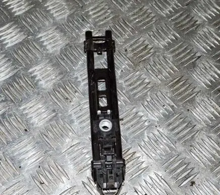 Volkswagen Jetta V Seat belt height adjuster 5K0857819
