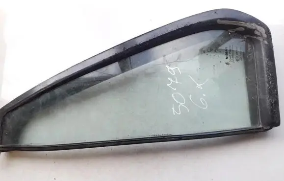 Nissan Primera Rear vent window glass 