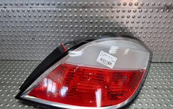 Opel Astra H Rear/tail lights S27639062 24451837