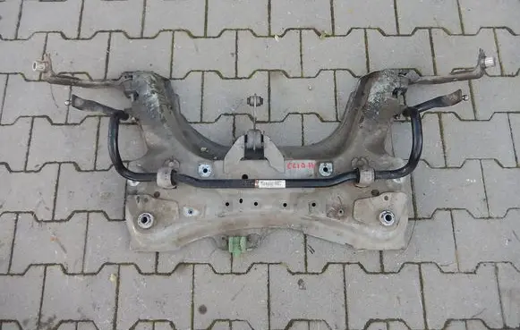 Renault Clio IV Front subframe