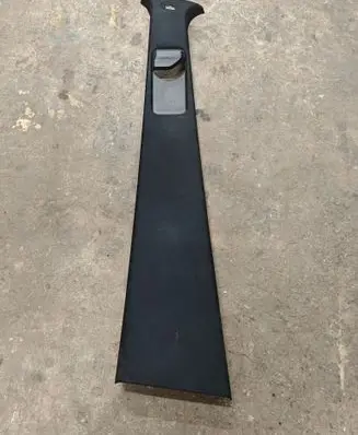 Mercedes-Benz ML W164 (B) pillar trim (top) A1646909725
