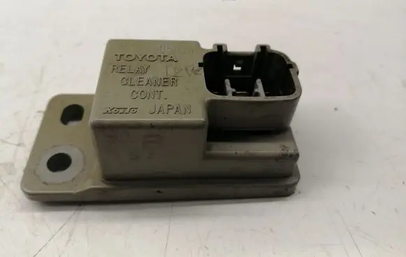 Toyota Avensis T250 Light washer relay 8594202020 8594205030