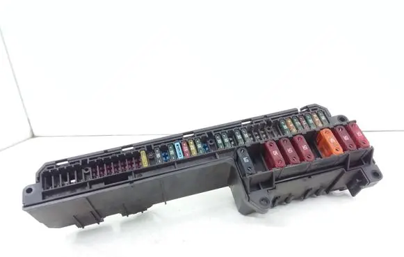 BMW 5 E60 E61 Fuse module 6932452