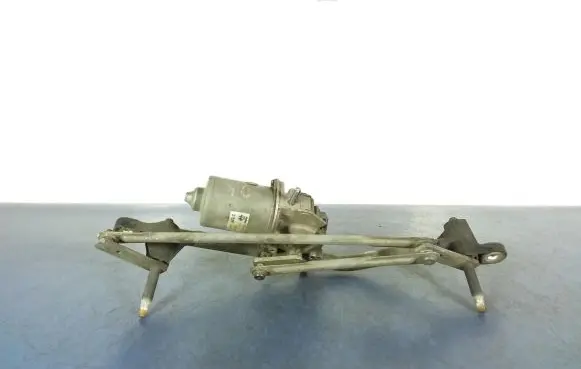 Alfa Romeo Mito Front wiper linkage and motor W09106