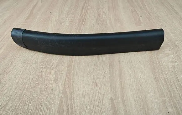 BMW X5 G05 Engine compartment rubber 7425427