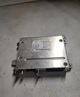 Mercedes-Benz S W221 Bluetooth control unit module A2218708685
