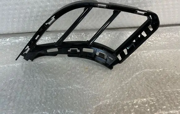 Front bumper lower grill