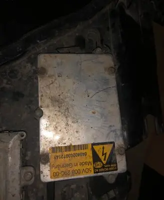 Mercedes-Benz E W211 Headlight ballast module Xenon 5DV00829000 04240203072145