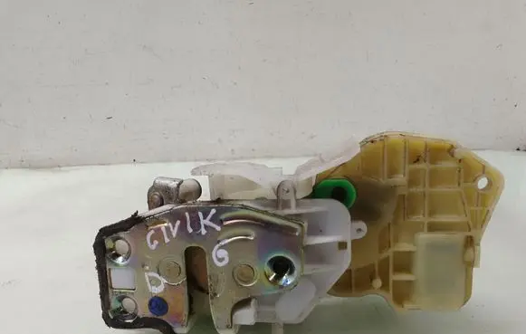 Honda Civic Rear door lock 040428