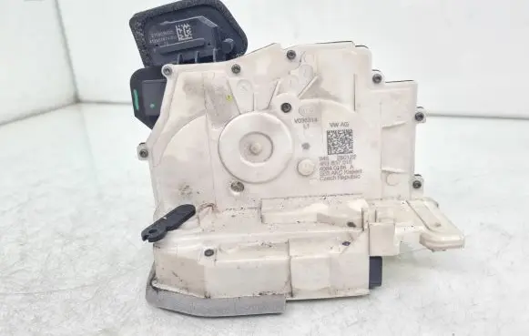 Porsche Taycan 9J1 Front door lock 4N1837016