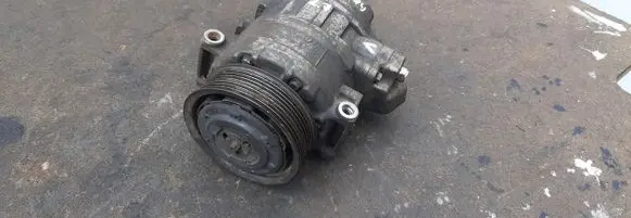 Land Rover Discovery 3 - LR3 Air conditioning (A/C) compressor (pump) 447180-8382