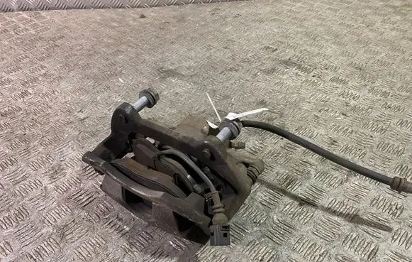 Volkswagen Tiguan Allspace Front brake caliper