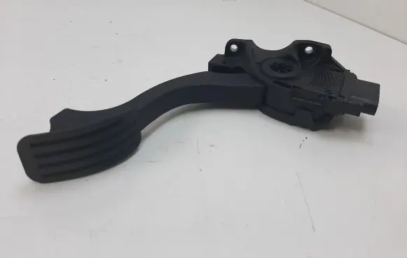 Ford Mondeo MK IV Accelerator throttle pedal 6G929F836RC 6PV00922014