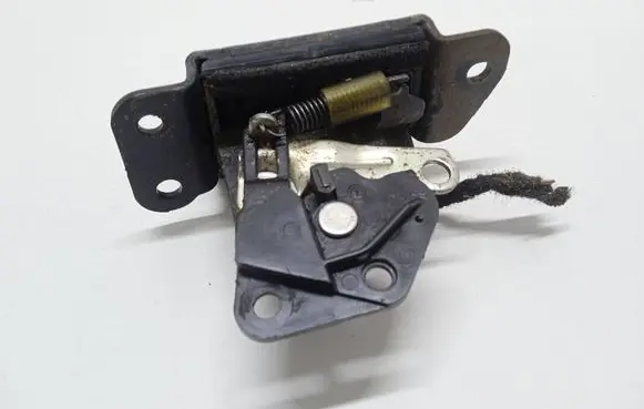 Chevrolet Captiva Tailgate/trunk/boot lock/catch/latch