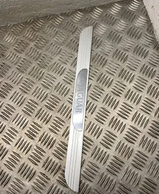 Jaguar S-Type Front sill trim cover XR835413208