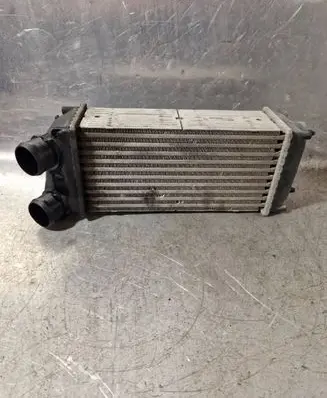 Citroen C4 I Intercooler radiator 9648551880 IA1401 876923JF