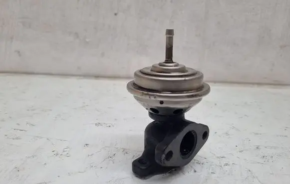 Audi A4 S4 B5 8D EGR valve 028131501E