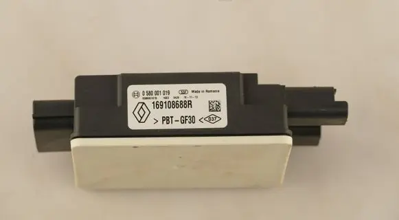 Nissan X-Trail T32 Fuel pump relay 0580001019