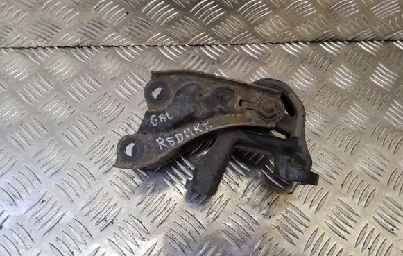 Honda CR-V Rear differential mounting bracket 
