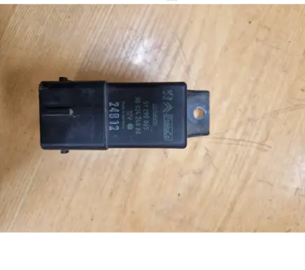 Peugeot Partner Glow plug pre-heat relay 9802424080 24B12 51299065