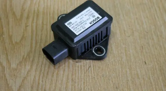 Audi A4 S4 B6 8E 8H ESP acceleration yaw rate sensor 8E0907637A