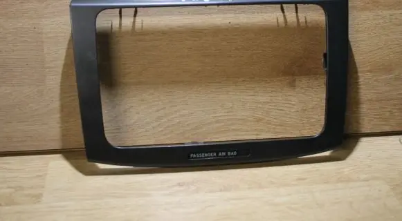 Volkswagen PASSAT B6 Radio/GPS head unit trim 3C0858069